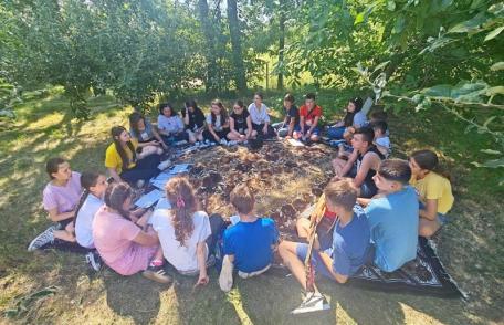 Tabăra din pridvorul satului Smârdan: „Nici un copil fără vacanță” – bucurie, credință și comuniune - FOTO