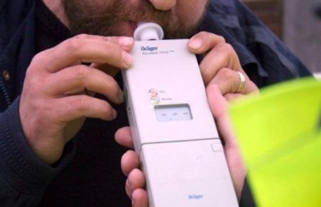 Cercetat pentru refuz de prelevare de mostre de sânge, după ce a condus beat pe o strdă din Dorohoi