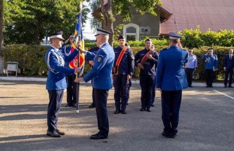 Se împlinesc 28 de ani de când Batalionul de Jandarmi Botoșani a primit Drapelul de Luptă al Unitații