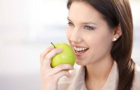 Ești diabetic? Află câte mere ai voie să mănânci pe zi!