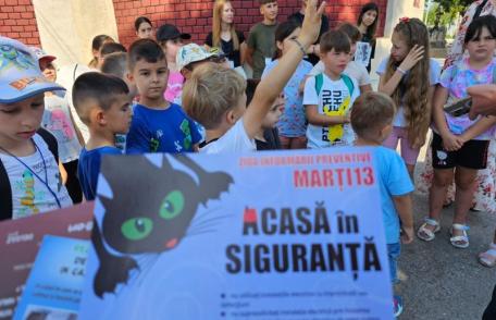 „Siguranța nu intră în vacanță” – Lecție de prevenire alături de pompieri la Școala de vară „Pacea”