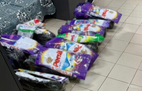Surprize la controlul polițiștilor de frontieră: rochii de mireasă și ambalaje „de marcă” falsificate