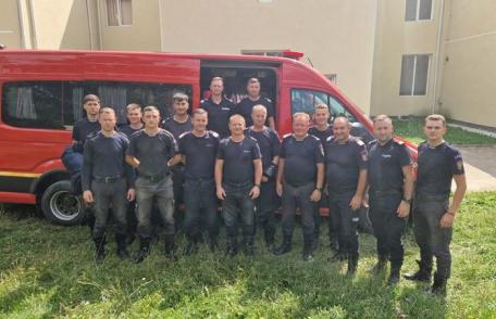 Pompierii botoșăneni au încheiat misiunea de sprijin în Broșteni, județul Suceava
