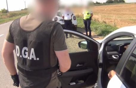 Ofițerii DGA sesizați după ce un șofer care a condus cu 122 km/h în Smârdan a încercat să ofere mită