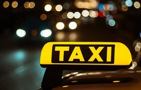 Amendă pentru un șofer care transporta trei persoane, în regim taxi, fără a fi autorizat în acest sens