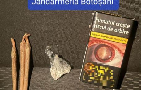 Tineri cercetați pentru deținere de droguri de risc pentru consum propriu