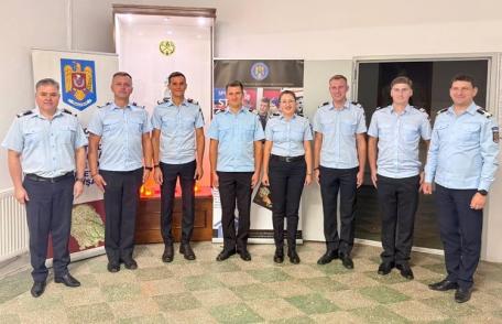 Șase pompieri înaintați în gradul militar următor, înaintea expirării stagiului minim, de Ziua Pompierilor din România
