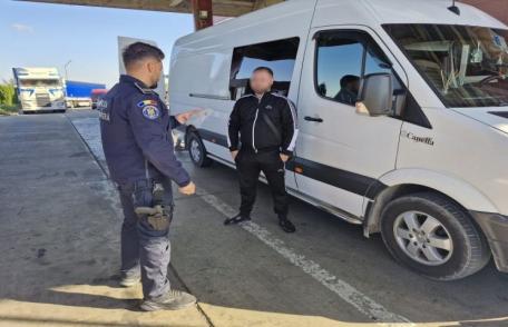 A plătit 200 de dolari pentru a deveni șofer fals