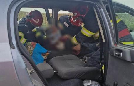 Accident între Dorohoi și George Enescu. Doi soți au ajuns la spital 
