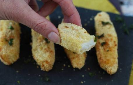 Batoane de pește în friteuza cu aer