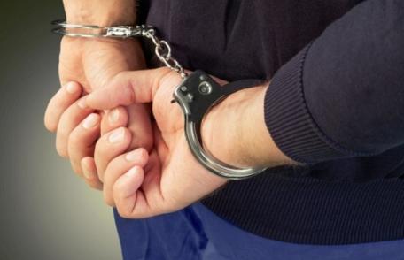 Tânăr din Văculești reținut de polițiști după ce a condus sub influența alcoolului și fără permis 