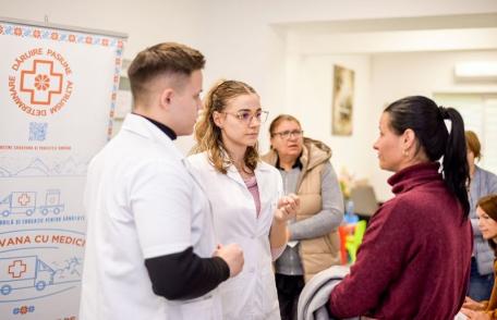 Caravana cu Medici Filiala Iași ajunge în comuna Răuseni cu o ediție de ginecologie: peste 50 de paciente au beneficiat de testare PAP și consultații 