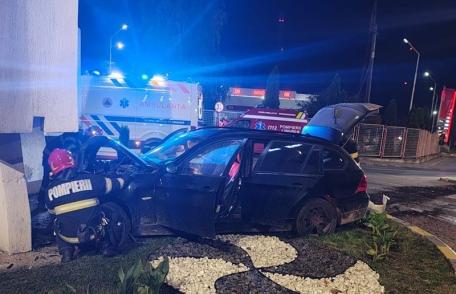 Accident la ieșirea din Botoșani spre Iași. Doi bărbați au ajuns la spital