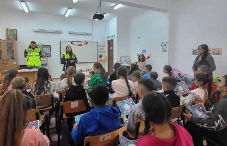 Educația rutieră a copiilor, prioritatea polițiștilor de la Ștefănești
