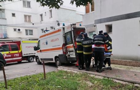 Femeie din Dorohoi aflată în stare gravă, transportată la spital cu ajutorul pompierilor