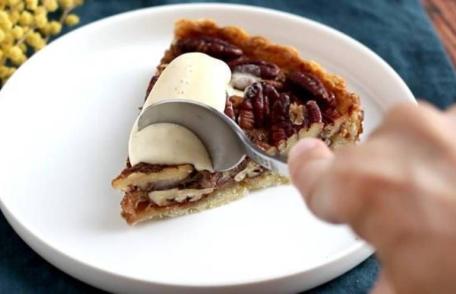 Plăcintă cu nuci pecan