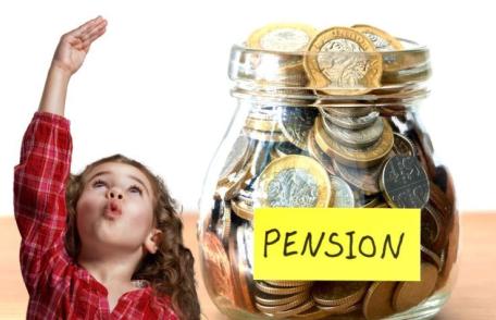 Cât pot încasa românii din Spania la pensie. Banii pe care îi primesc dacă au lucrat pe salariul minim