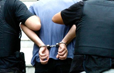 Arestat pentru 30 de zile în urma săvârșirii infracțiunii de violență în familie sub forma tentativei de omor 