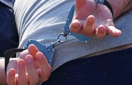 Tânăr reținut pentru încălcarea ordinului de protecție care îi interzicea să se apropie de tatăl său