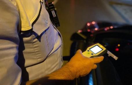 Șofer băut scos din trafic de polițiști 