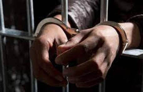 Arestat preventiv pentru violență în familie și ca urmare a încălcării obligațiilor măsurii controlului judiciar