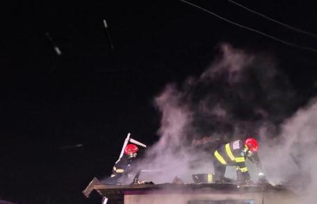 Casa unui bărbat din Hilișeu-Crișan cuprinsă de un incediu 