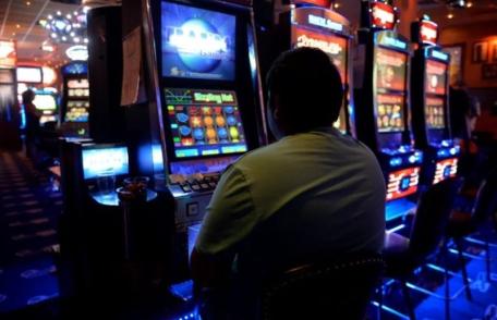 Aparate de joc exploatate ilegal, descoperite de polițiștii botoșăneni în urma unui control