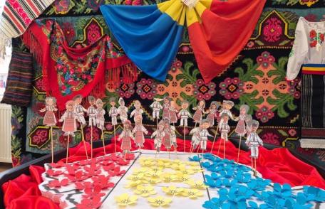 „Românie, mândru plai” – Proiect educativ desfășurat la Școala Gimnazială „A.I. Cuza” Dorohoi - FOTO
