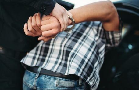 Tânăr din Dorohoi reținut pentru mai multe infracțiuni