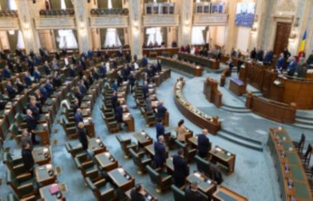 Proiect la Senat: Salariul minim diferențiat după calificare, vechime și studii