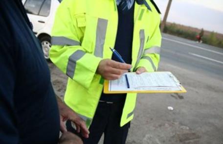 Acțiunea polițiștilor rutieri: Au fost reținute 22 permise de conducere și 6 certificate de înmatriculare retrase