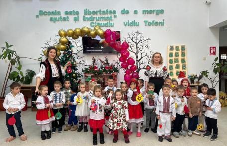 Proiect de parteneriat educațional „Crăciunul vine cu prieteni noi” - FOTO