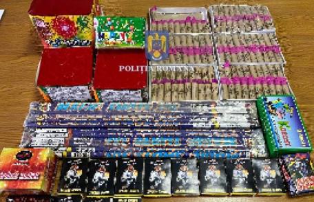 Peste 50 de kilograme de articole pirotehnice confiscate de polițiștii botoșăneni