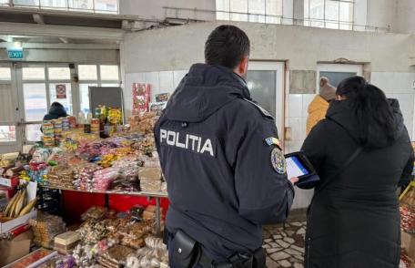 Acțiune a polițiștilor în zona Pieței Centrale. Articole pirotehnice confiscate și amenzi de 40.000 de lei