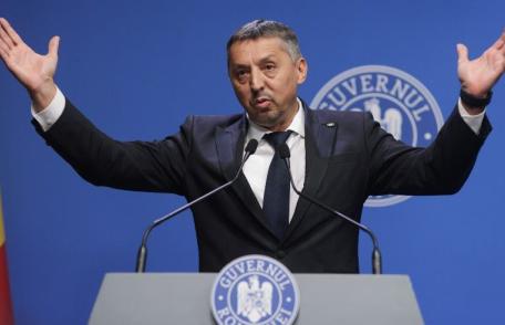 Ministrul Educației, Daniel David, și-a dat demisia după un an, nemulțumit de tăierea fondurilor. Cine l-ar putea înlocui