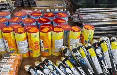 Peste 800 de articole pirotehnice ridicate de polițiști la Tudora