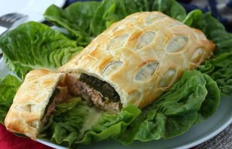 Somon în crustă cu spanac