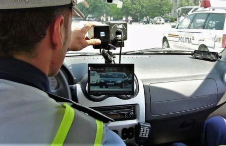 Aproximativ 40 de șoferi sancționați pentru viteză