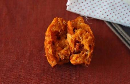 Brioșe moi și picante cu chorizo