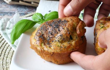 Brioșe cu dovlecel în friteuza cu aer