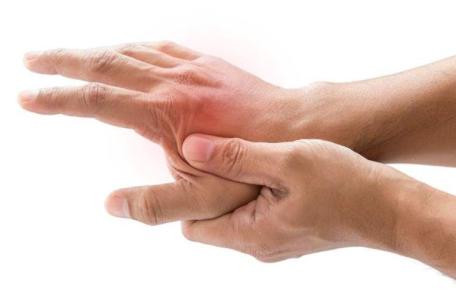 Cum să ții reumatismul sub control fără medicamente puternice