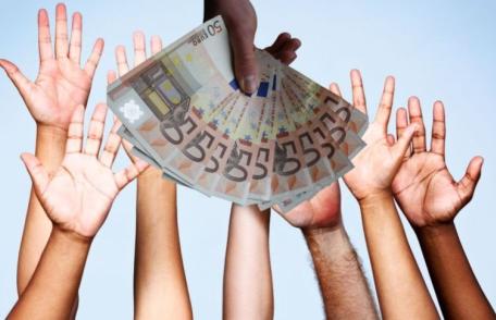 Alocații pentru românii din Italia. Câți bani primesc pe lună copiii celor stabiliți acolo. Nu contează venitul părinților