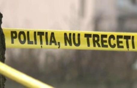 Un băiat de 15 ani a fost ucis şi îngropat în curtea unei case. Trei adolescenţi, principalii suspecți, au fost reţinuţi