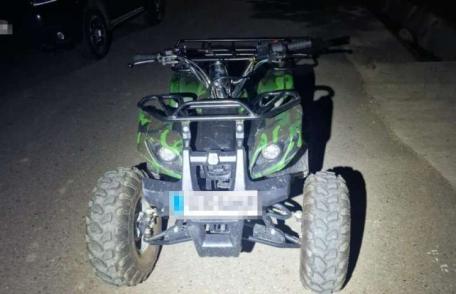 Descoperit în trafic pe un ATV neînmatriculat și fără permis