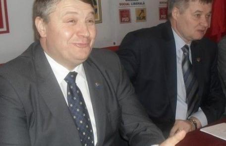 Comunicat USL: PD-L racolează candidaţi USL la funcţiile de primari sau consilieri