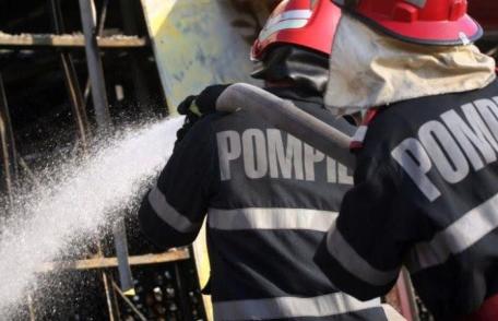 Incendiu într-o gospodărie din Teioasa: o familie are nevoie de ajutor