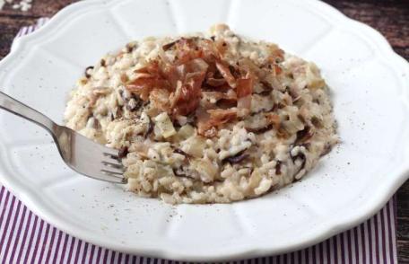 Risotto cremos cu bacon și cremă de brânză