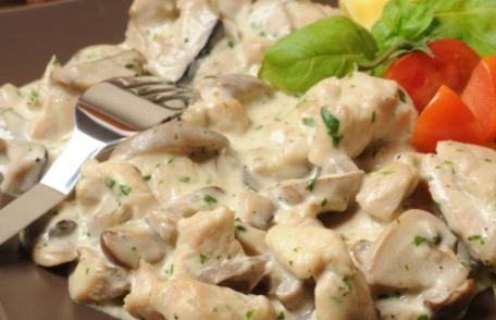 Ciuperci pleurotus cu sos de vin alb