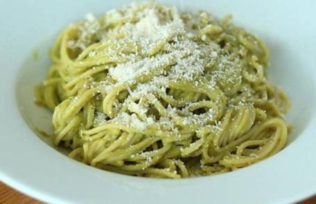 Carbonara cu avocado