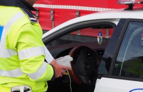 Șofer în vârstă de 78 de ani depistat la volan sub influența băuturilor alcoolice